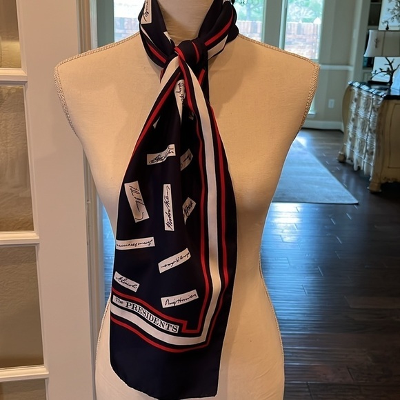 Vintage THE PRESIDENTS Signatures Scarf Patriotic Red White & Blue by Millicent - Picture 6 of 15